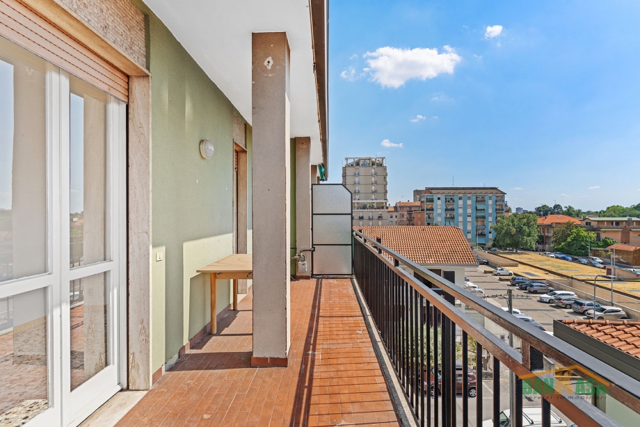 BRESSO - Appartamento in palazzina in vendita (ID: 7577)