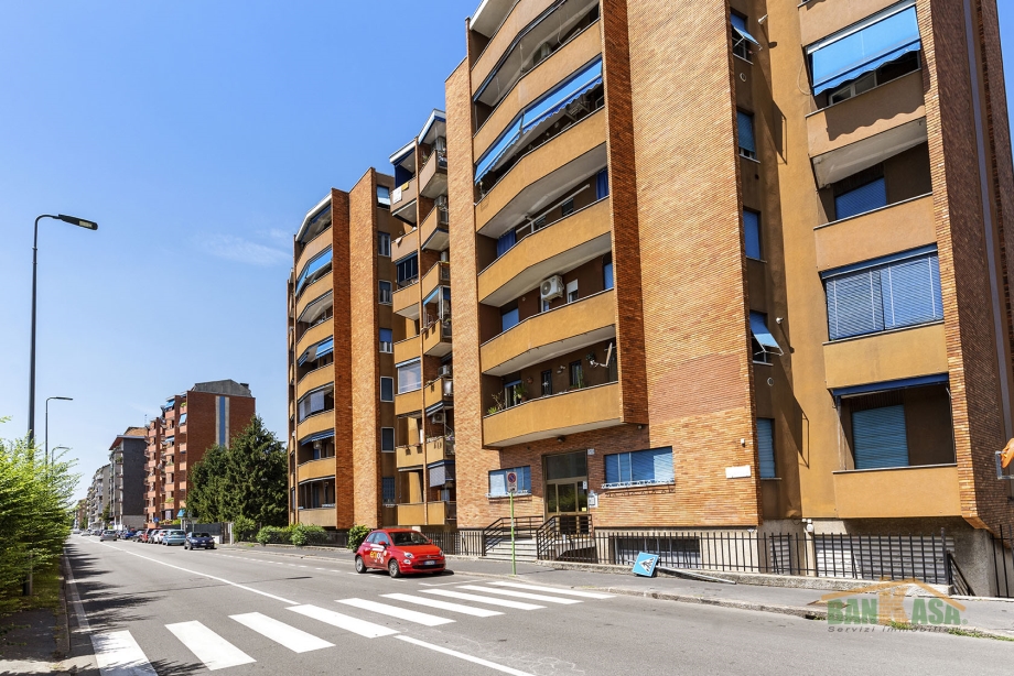 MILANO - Appartamento in condominio in vendita (ID: 7579)