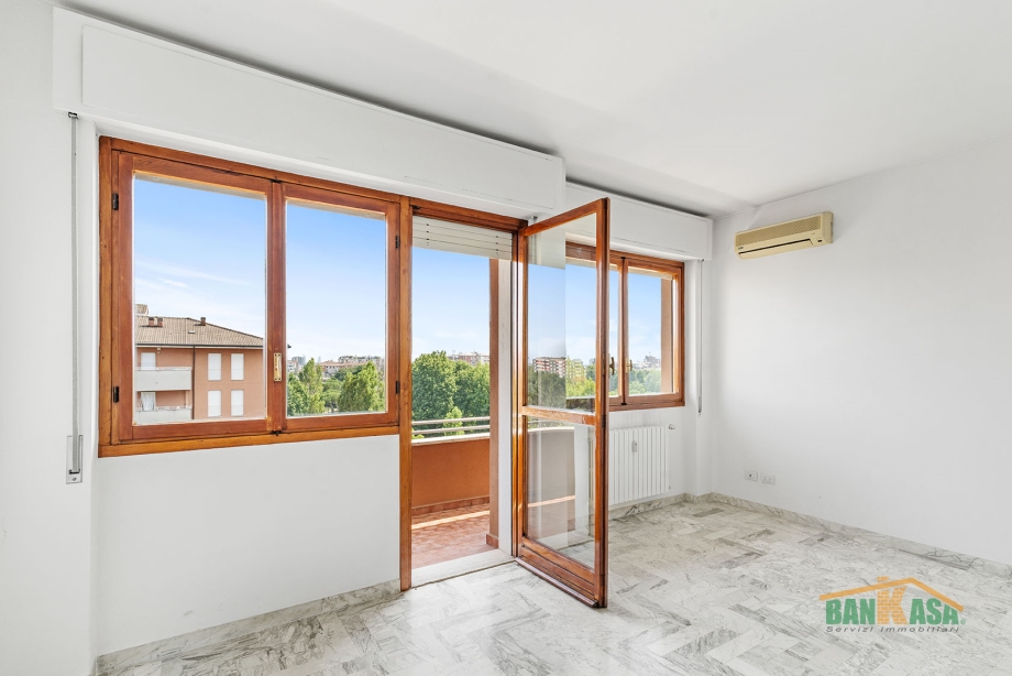 BRESSO - Appartamento in condominio in vendita (ID: 7594)