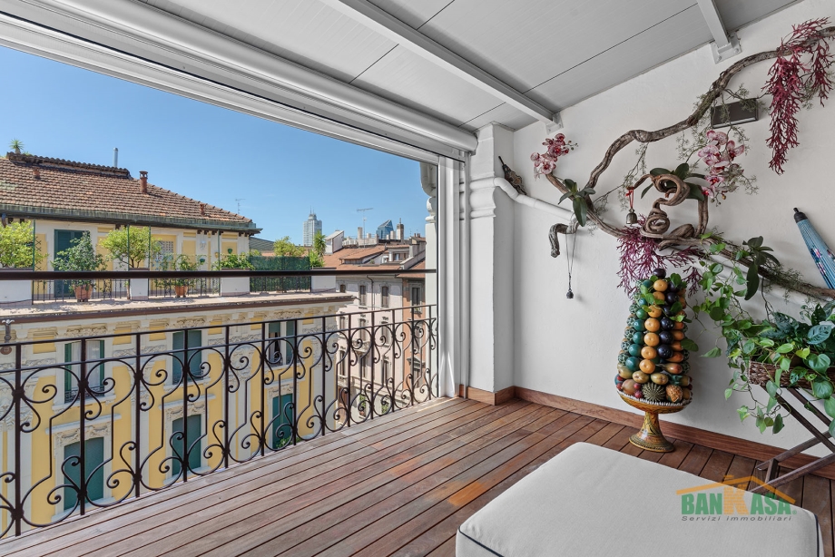 MILANO - Casa di ringhiera in vendita (ID: 7608)