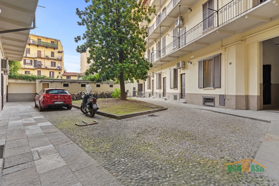 Casa di corte di 3 locali MILANO ISOLA di 75 mq