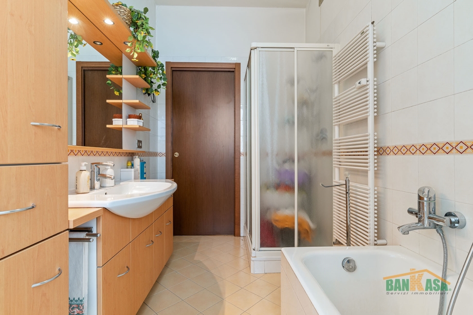 Appartamento in condominio di 3 locali MILANO di 100 mq
