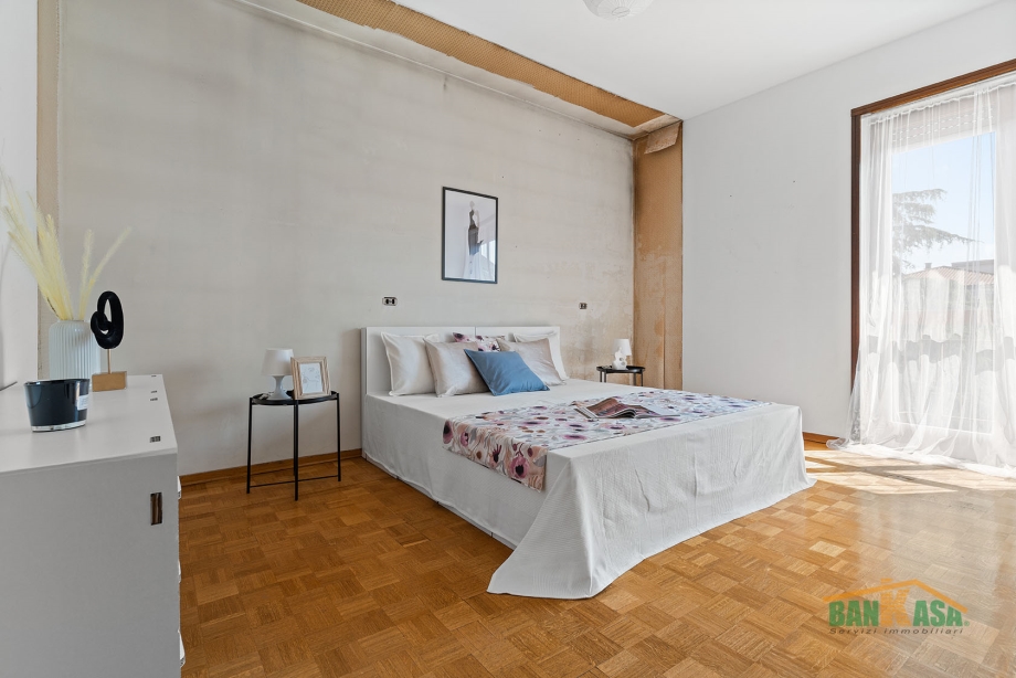 Appartamento in condominio di 4 locali MILANO UDINE di 138 mq