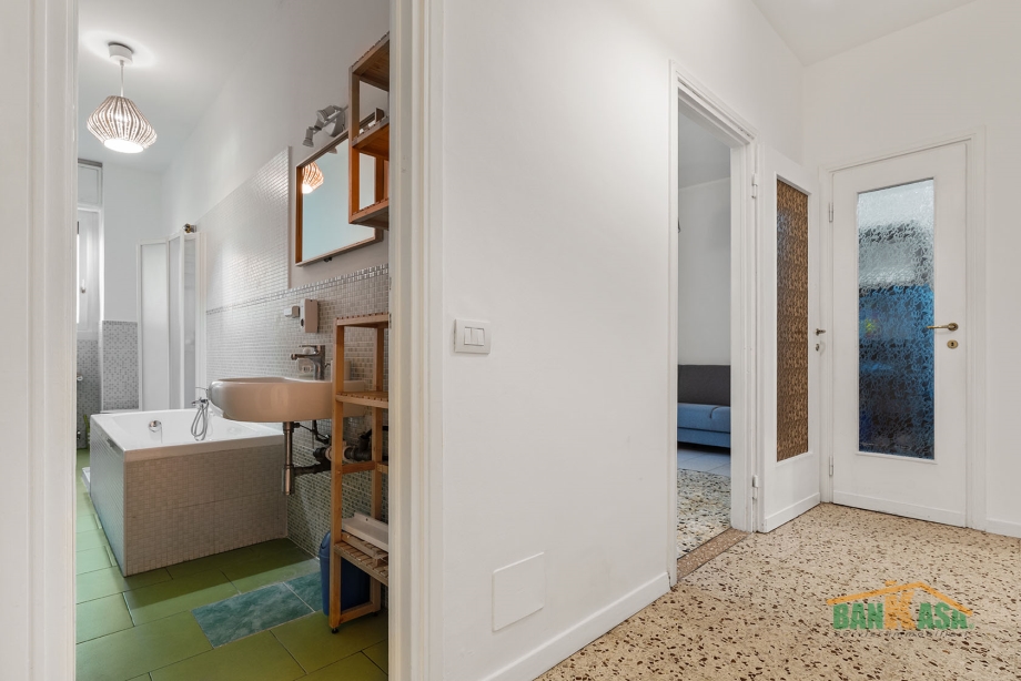 Appartamento in palazzina di 3 locali MILANO di 93 mq