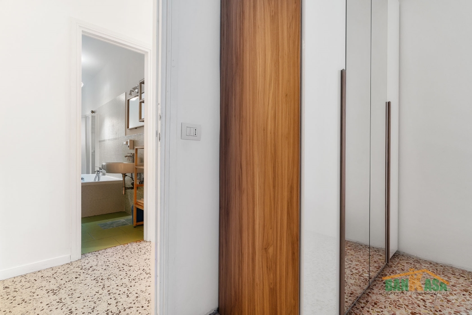 Appartamento in palazzina di 3 locali MILANO di 93 mq