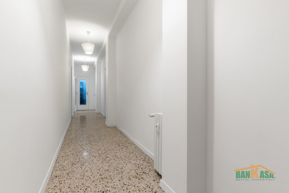 Appartamento in palazzina di 3 locali MILANO di 93 mq