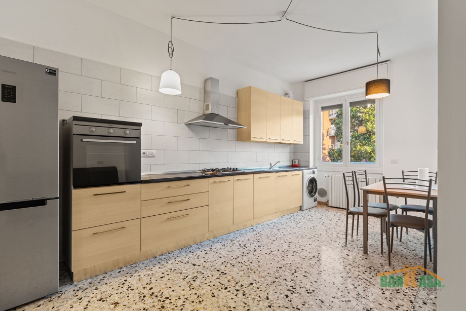 Appartamento in palazzina di 3 locali MILANO di 93 mq