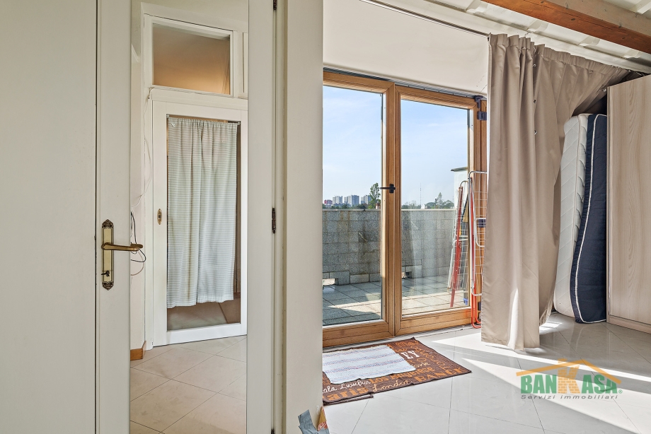 Appartamento in palazzina di 3 locali MILANO NIGUARDA di 80 mq