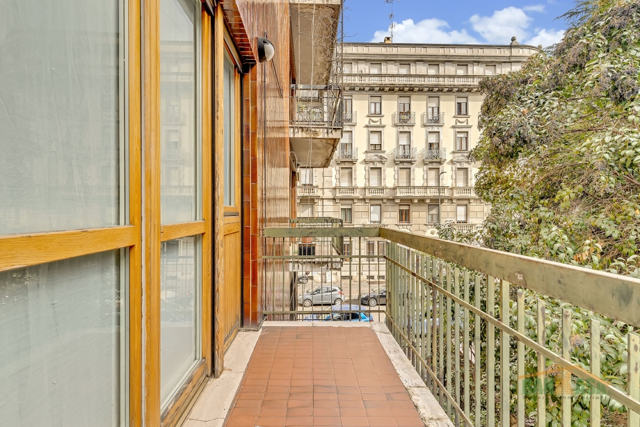 Appartamento in palazzina di 5 locali MILANO di 172 mq