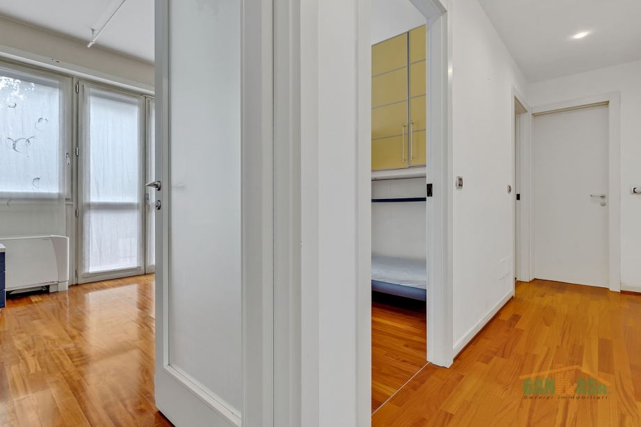 Appartamento in palazzina di 5 locali MILANO di 172 mq