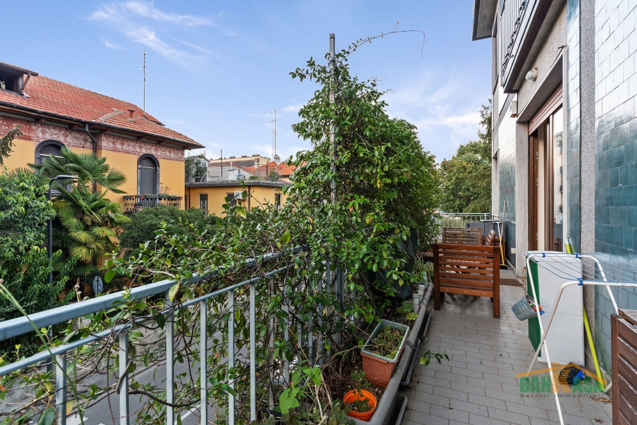 Appartamento in palazzina di 2 locali AFFORI di 67 mq