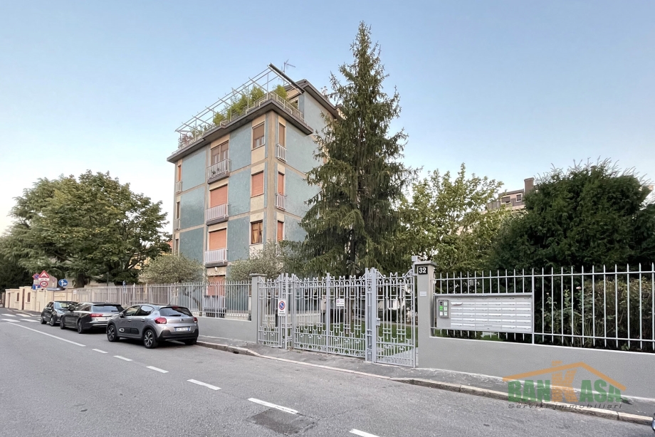 Appartamento in palazzina di 2 locali AFFORI di 67 mq