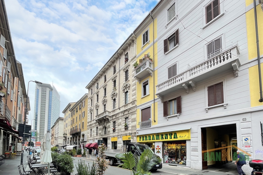 MILANO - Casa di ringhiera in vendita (ID: 7633)