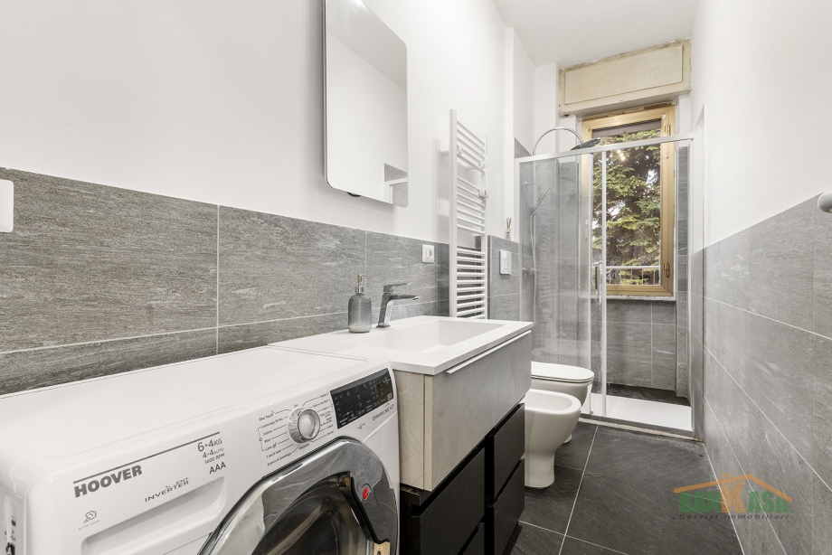 Appartamento in palazzina di 2 locali MILANO - ISTRIA di 67 mq