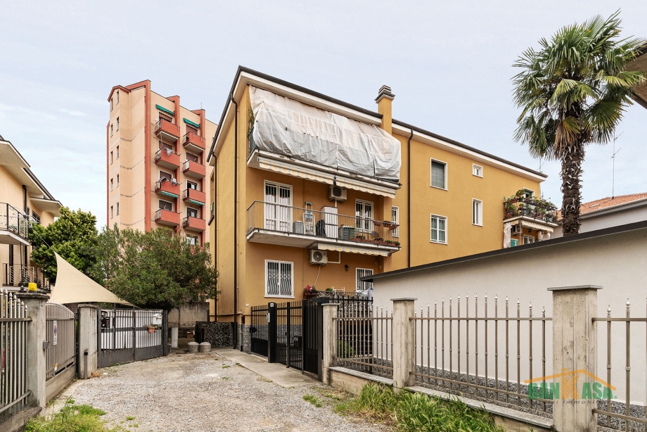 Appartamento in palazzina di 2 locali 