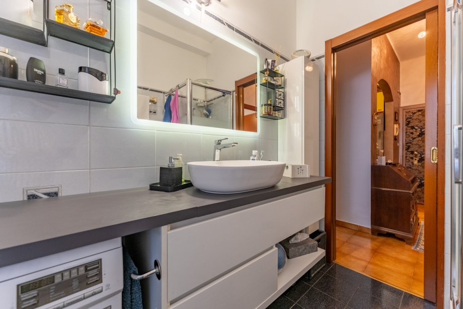 Appartamento in condominio di 2 locali 