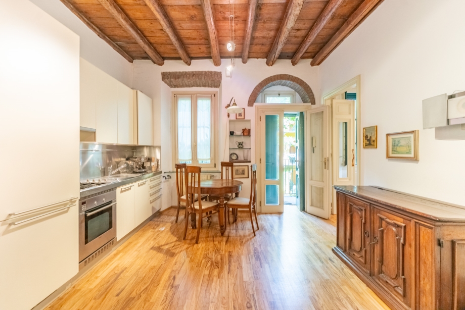 Casa di ringhiera di 3 locali 