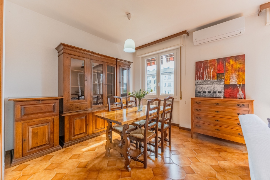 Appartamento in condominio di 4 locali 