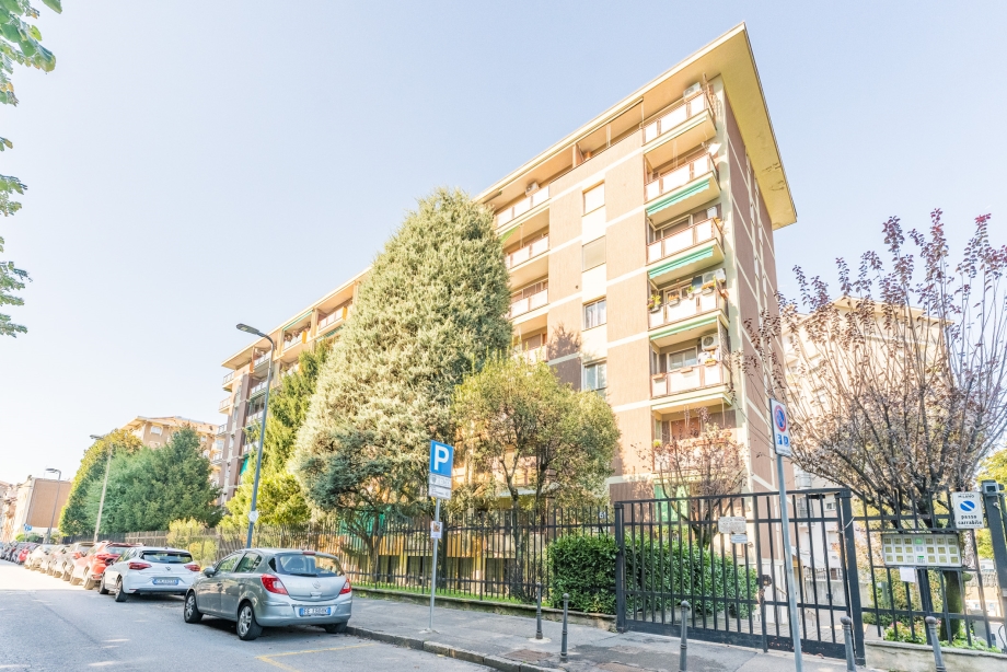 Appartamento in condominio di 2 locali 