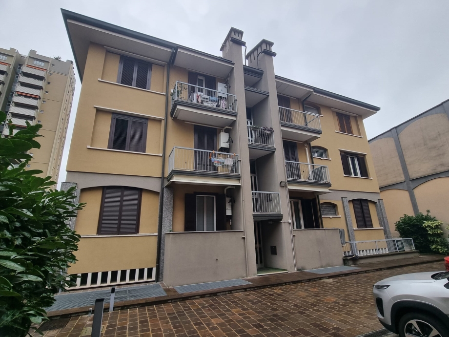 Appartamento in palazzina di 3 locali 