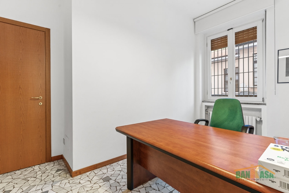 Appartamento in condominio di 5 locali 