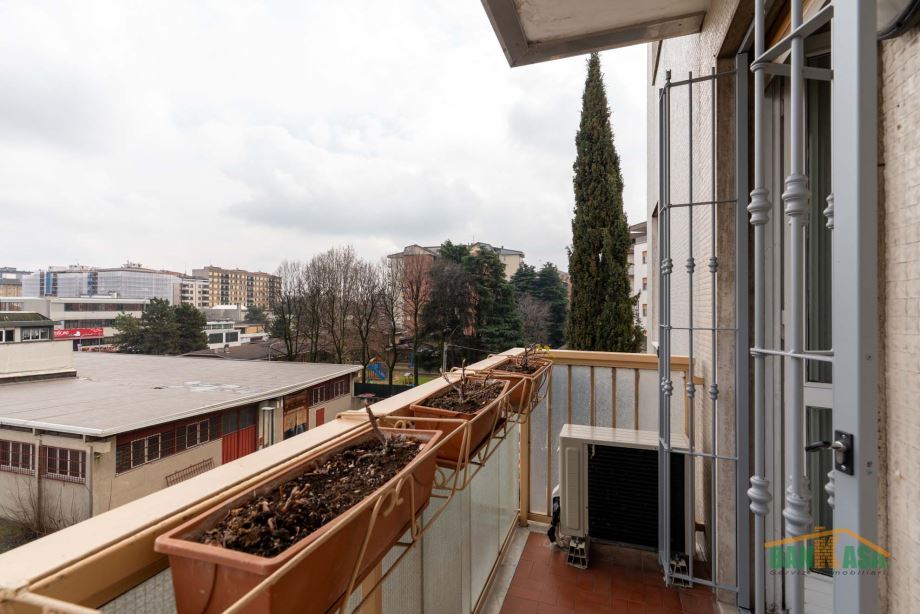 Appartamento in condominio di 3 locali 