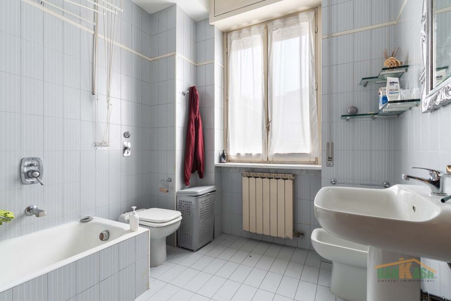 Porzione di villa trifamiliare di 3 locali 