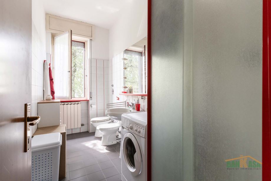 Porzione di villa trifamiliare di 3 locali 