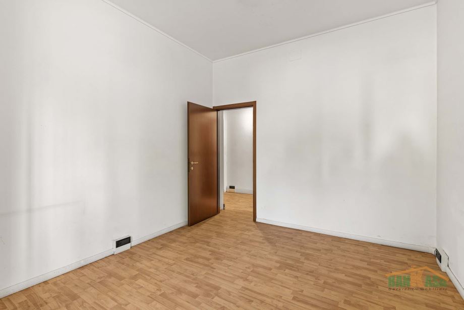Appartamento in condominio di 4 locali 