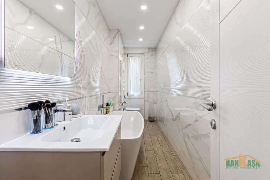 Appartamento in condominio di 4 locali 