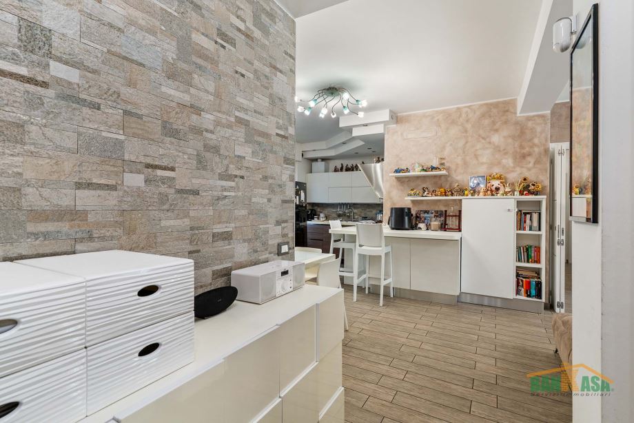 Appartamento in condominio di 4 locali 