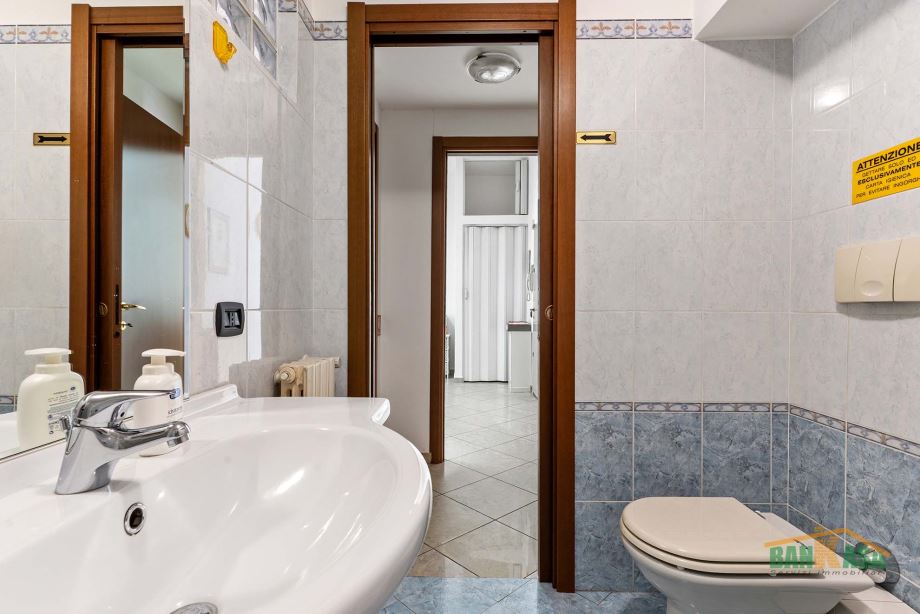 Casa di ringhiera di 2 locali 