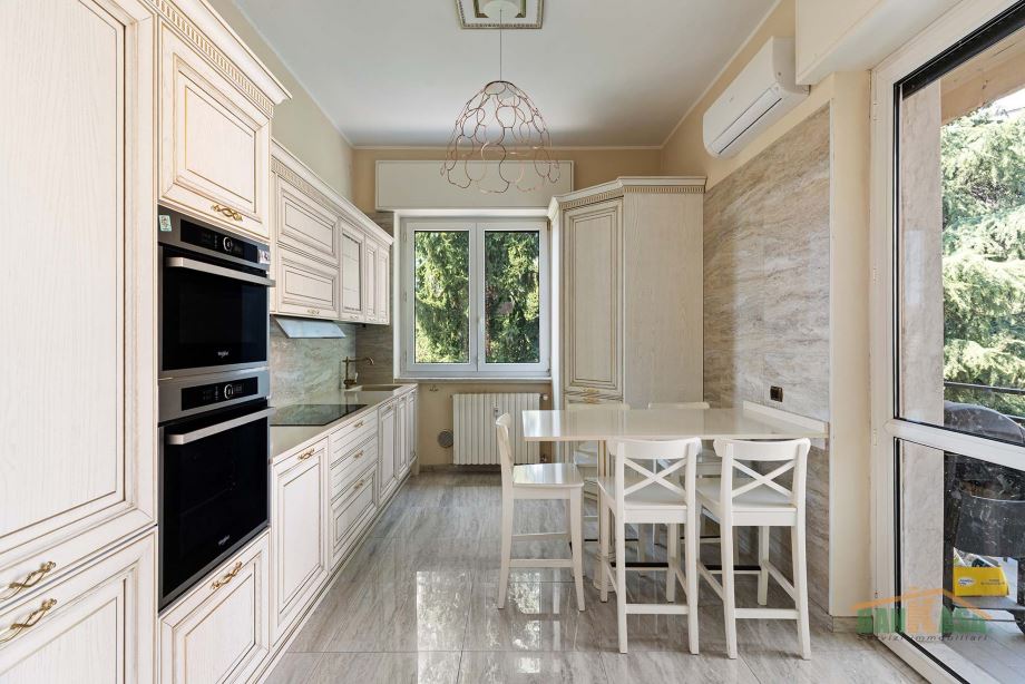 Appartamento in palazzina di 4 locali 