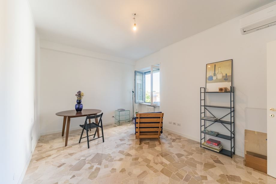 Appartamento in condominio di 2 locali 