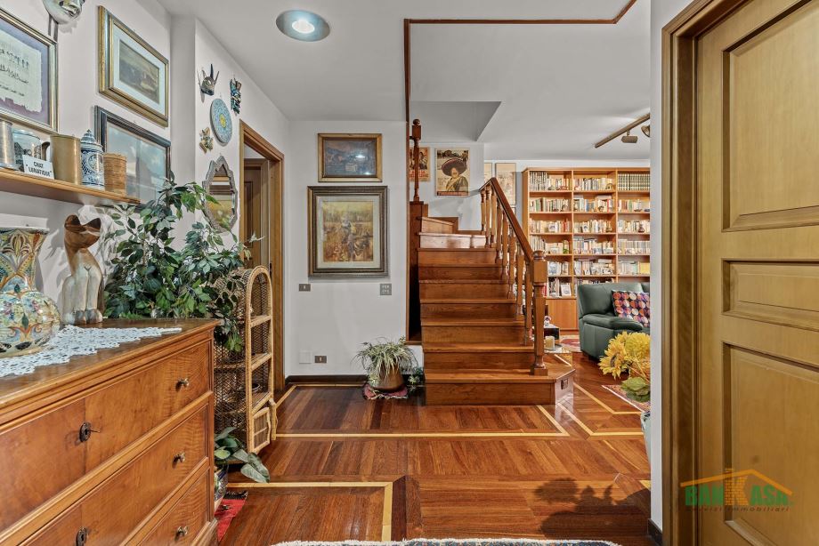 Appartamento in condominio di 4 locali 