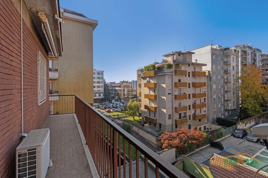 Appartamento in condominio di 4 locali 