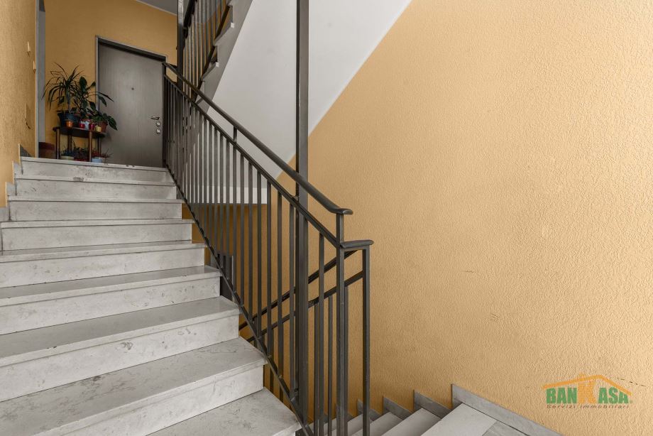 Appartamento in condominio di 4 locali 