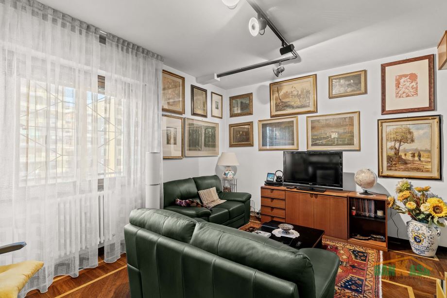 Appartamento in condominio di 4 locali 