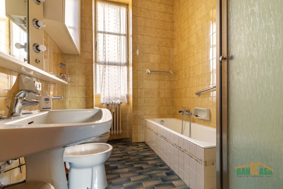 Appartamento in condominio di 4 locali 