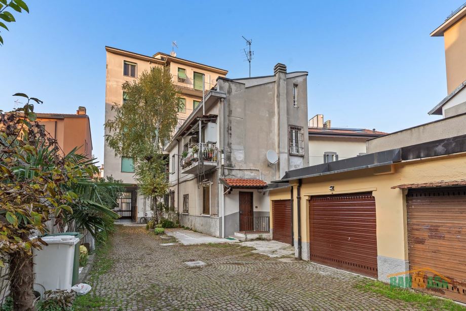 Appartamento in palazzina di 3 locali 