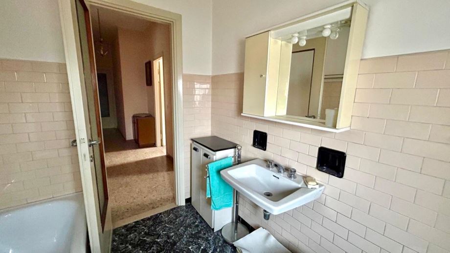 Appartamento in condominio di 1 locale 