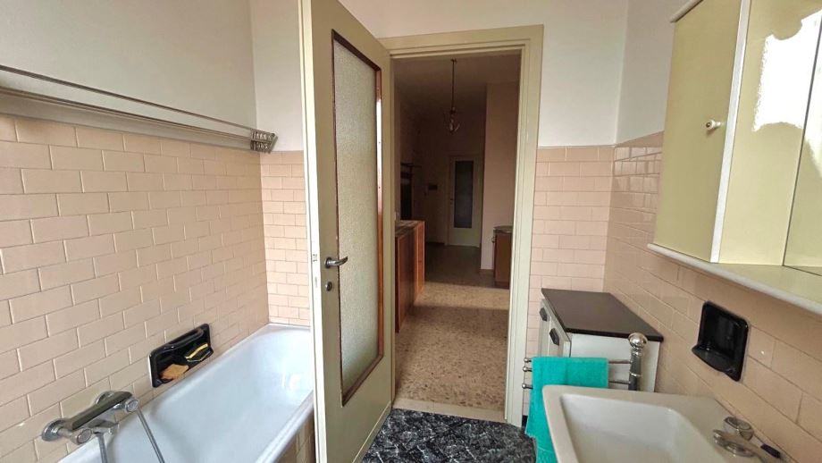 Appartamento in condominio di 1 locale 