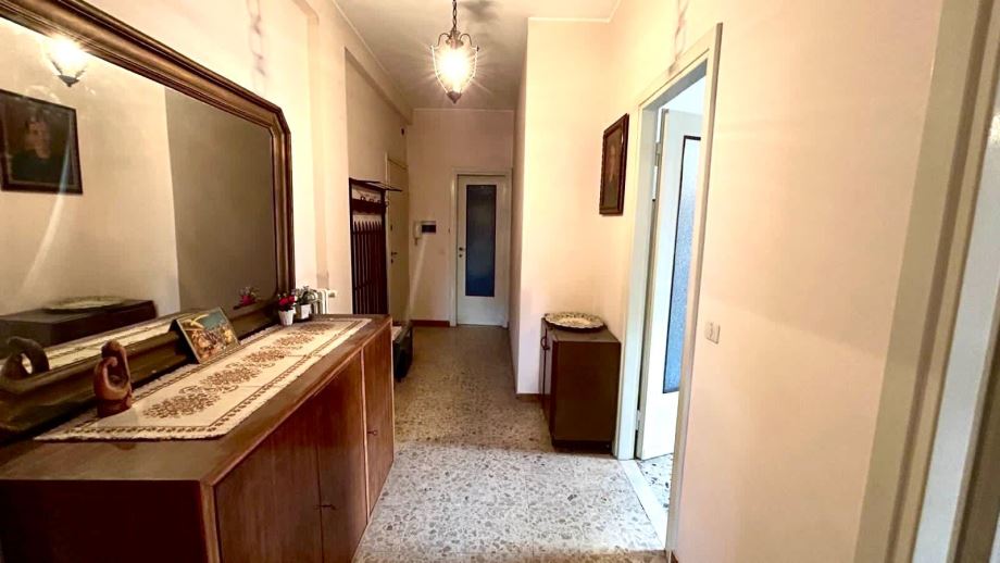 Appartamento in condominio di 1 locale 