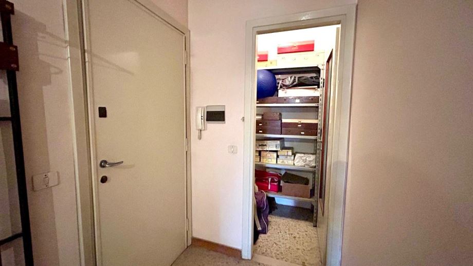 Appartamento in condominio di 1 locale 