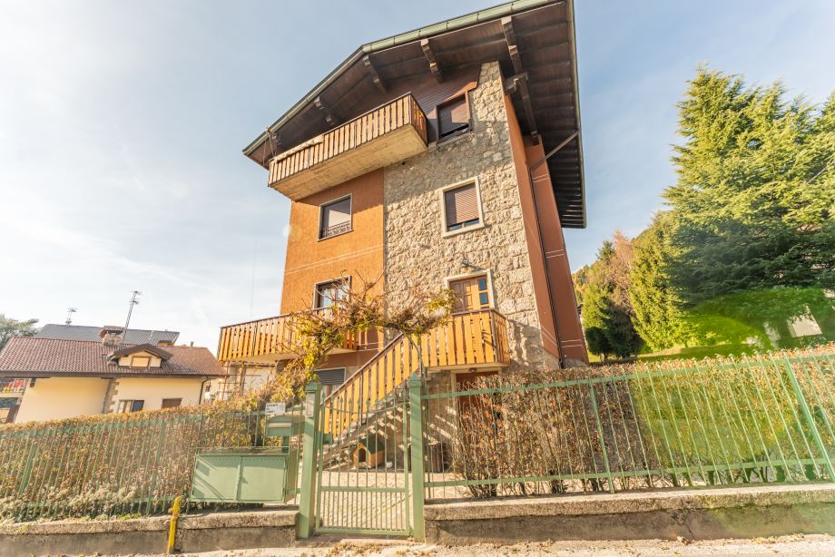 Appartamento in palazzina di 4 locali 