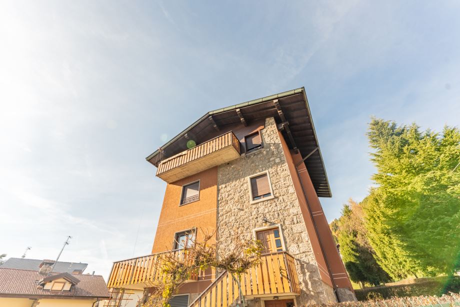 Appartamento in palazzina di 4 locali 