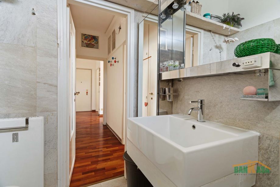 Appartamento in condominio di 2 locali 