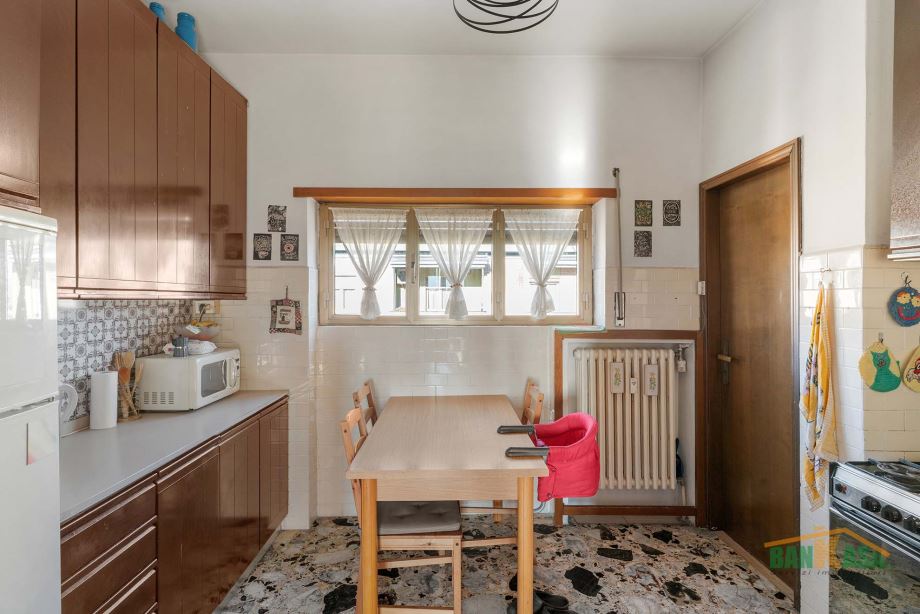 Appartamento in condominio di 4 locali 