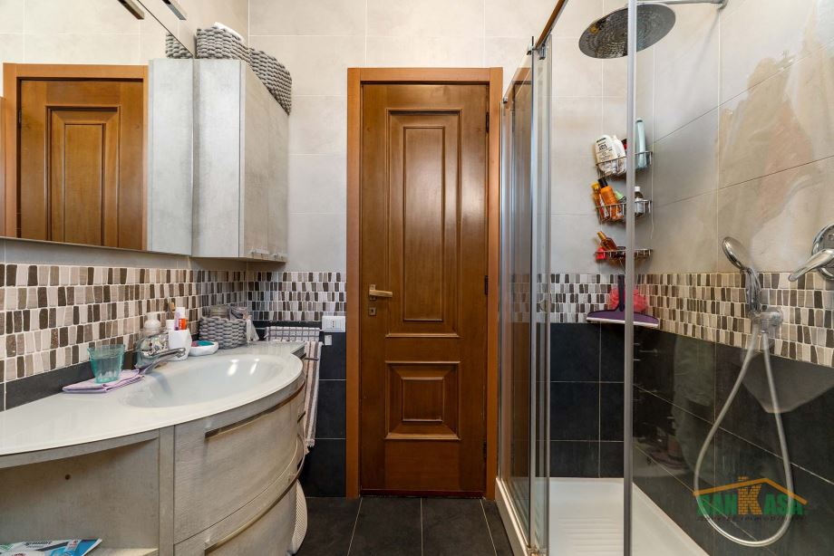 Appartamento in condominio di 4 locali 