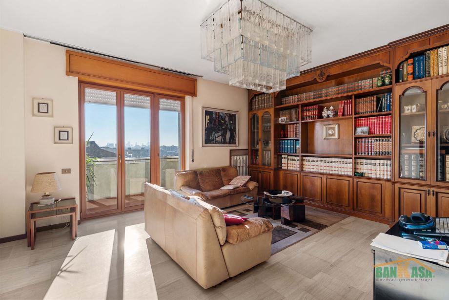 Appartamento in condominio di 4 locali 